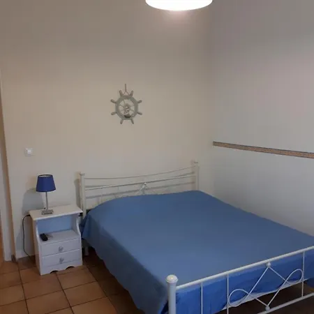 Lägenhet Roula's Ándros