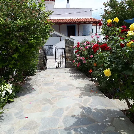 Apartment Roula's