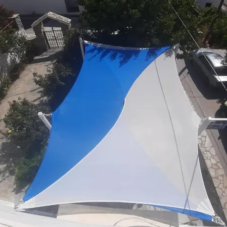 Roula's * Ándros
