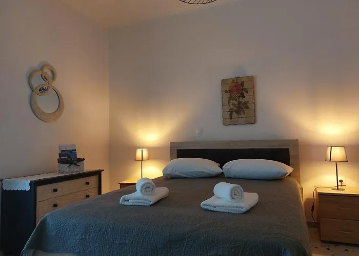 Roula's Appartement Ándros